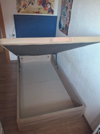 Cama canapé  madera beige y marrón