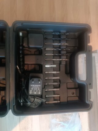 Taladro 21V + Lápiz + Recambios