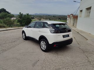 Peugeot 3008 Blue HDi 130 Active Pack