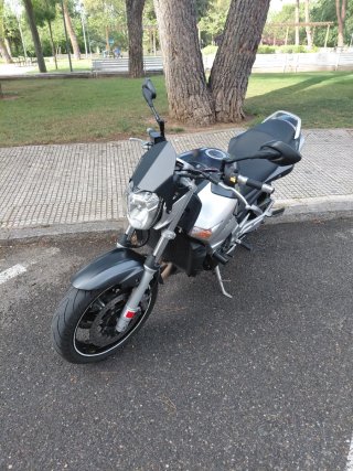 Susuki gsr 600