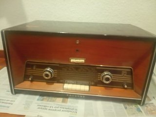 Radio tocadiscos Philips. Ottimo aspetto.