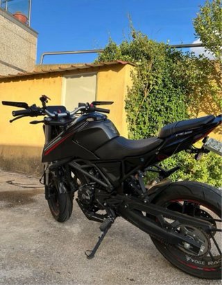 Voge 125R Negra Manual