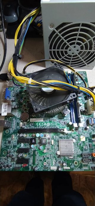 Kit Placa Base MSI con Fuente y Memoria
