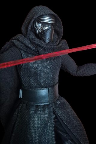 Hot Toys Star Wars Kylo Ren Figura
