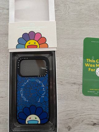 Funda iPhone 17 Pro Takashi Murakami