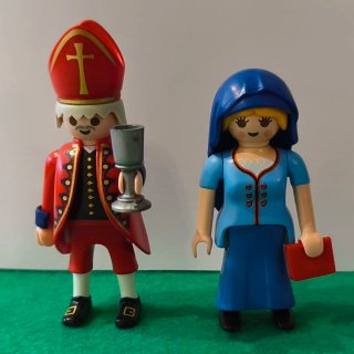 Playmobil Sacerdote y Monja