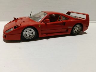 Ferrari F40 1/18