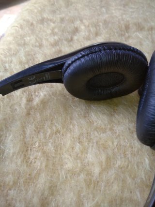 Auriculares con micrófono negro