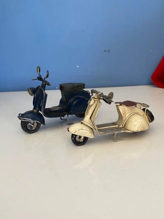 Set 2 Vespa d'epoca metallo