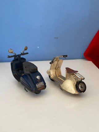 Set 2 Vespa d'epoca metallo