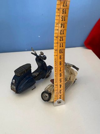 Set 2 Vespa d'epoca metallo