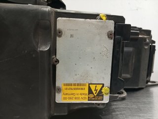 FARO DERECHO AUDI A8 (4E) ASE 15811800