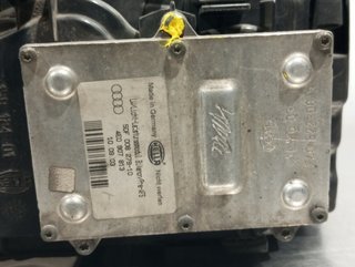 FARO DERECHO AUDI A8 (4E) ASE 15811800