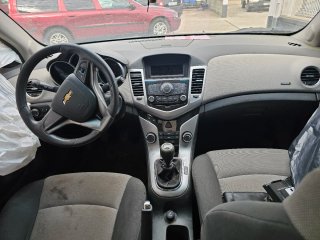 Chevrolet Cruze AVERIADO
