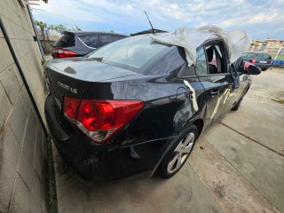 Chevrolet Cruze AVERIADO