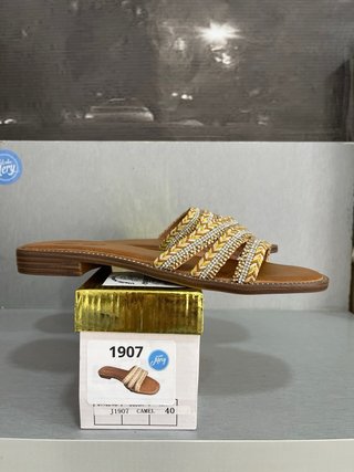 Sandalias piel sintética talla 40 nuevas