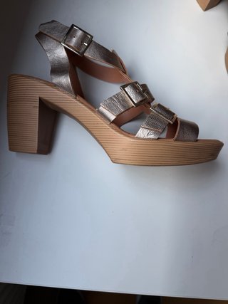 Sandalias Verano Sandra Fontán Tacón Dorado