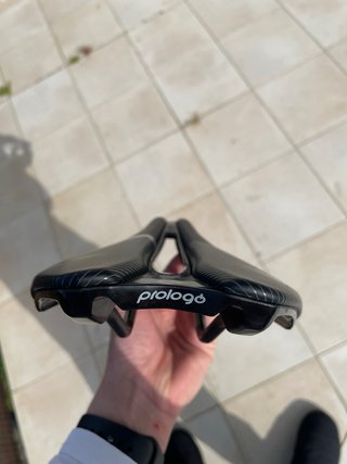 Sillín Prologo Dimension T4.0 143mm Negro