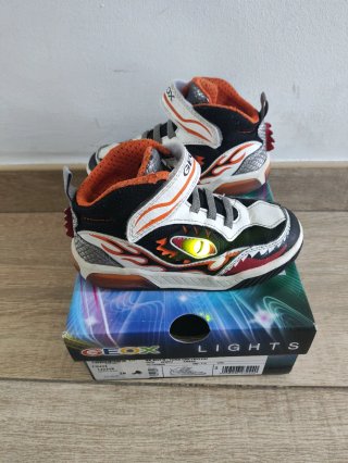 Zapatillas Geox niño talla 28 con luces