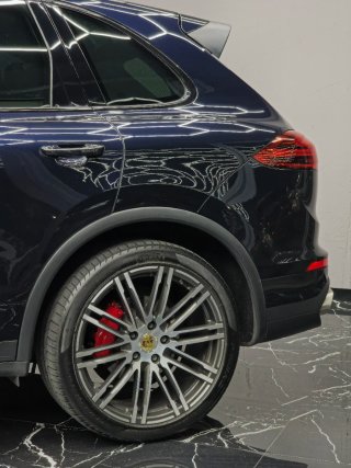Porsche Cayenne 2016