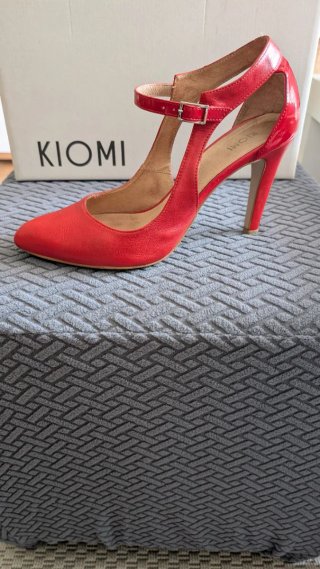 Zapatos KIOMI piel rojos