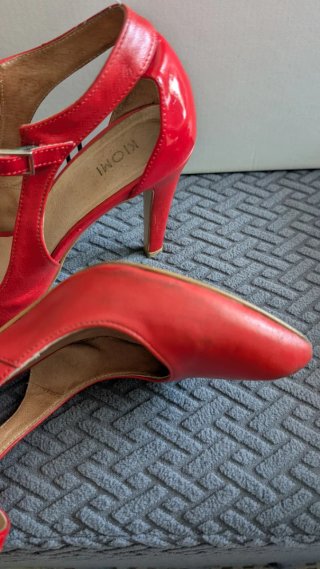 Zapatos KIOMI piel rojos