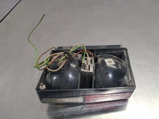 PILOTO TRASERO DERECHO INTERIOR SKODA FAVORIT (78