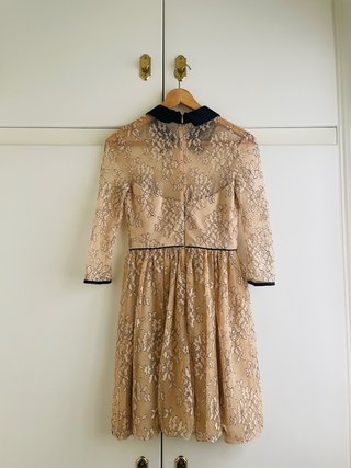 Vestido encaje beige y negro