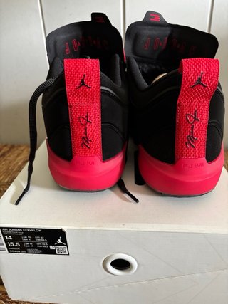 Zapatillas Baloncesto Jordan Negras Rojas