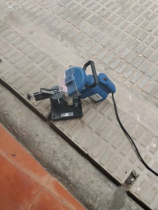 Afilador de motosierra eléctrico