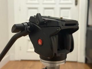 Trípode Manfrotto 190XSD con cabezal vídeo