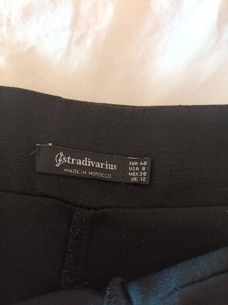 Falda pantalón Stradivarius Talla 40 Negra