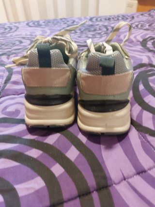 Zapatillas Beige y Verde