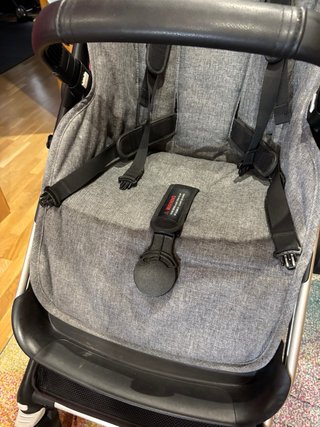 Bugaboo Fox 2 + funda lluvia + Bolso