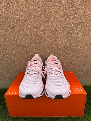 Nike Vomero 18 “Hyper Pink Black”