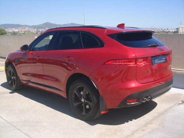 Jaguar F-Pace 2017