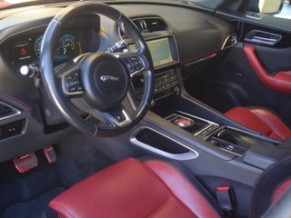 Jaguar F-Pace 2017