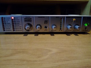 Behringer Mini FEX F800 Procesador de Efectos