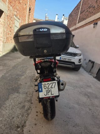 Honda CB500F Naked Roja, Blanca y Azul