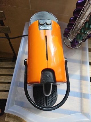 Cafetera Nespresso Naranja