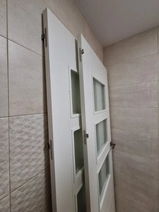 Pareja puertas blancas con cristal