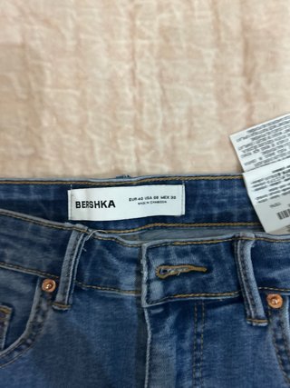 Vaqueros pitillo tiro alto