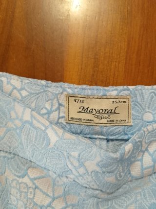 Pantalón corto Mayoral floral azul