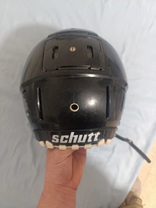 Casco Schutt F7