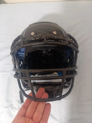 Casco Schutt F7