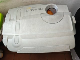 Tapa motor Renault 2.0 dCi Laguna III