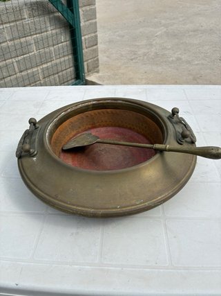 Braciere antico in rame con paletta