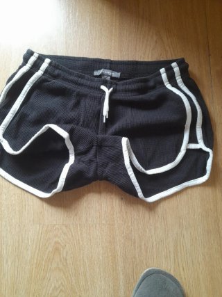 Pantalón corto deportivo mujer..