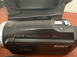 Videocámara Sony Handycam HDR-CX625 Negra