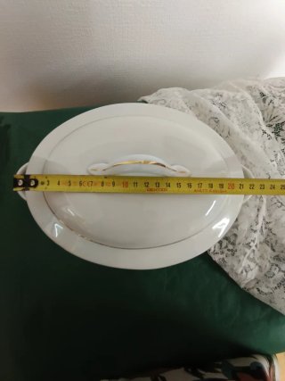 Sopera Royal Copenhagen Porcelana Dorada
